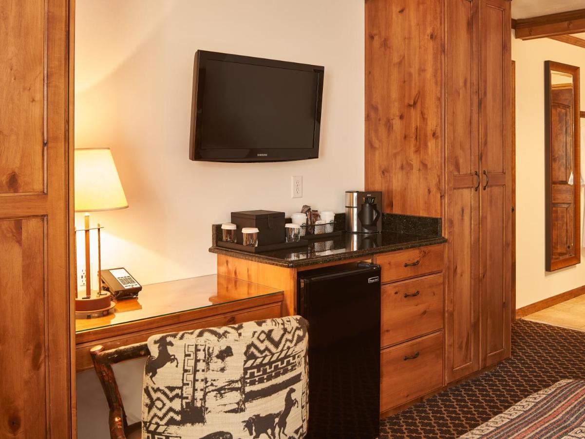 Parkway Inn Of Jackson Hole Exterior photo