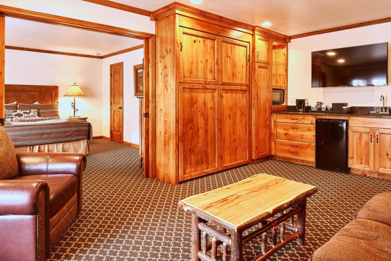 Parkway Inn Of Jackson Hole Exterior photo